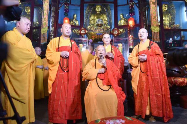 加国佛教四大名山 九华山            达义大和尚代表
